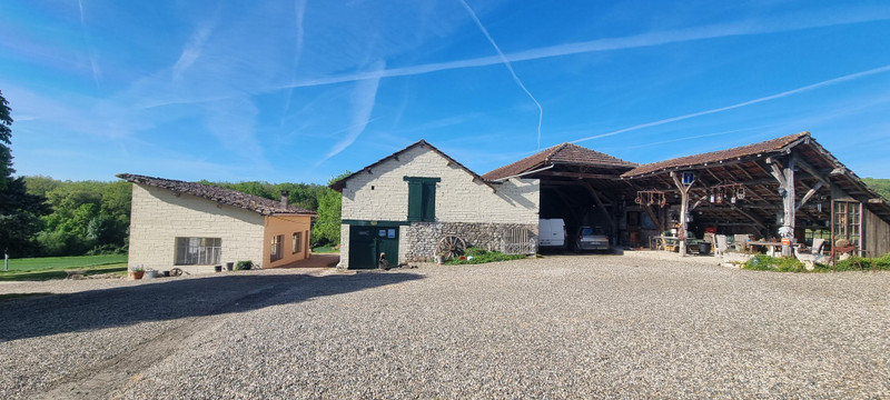 French property for sale in Castelnau Montratier-Sainte Alauzie, Lot - €349,000 - photo 6