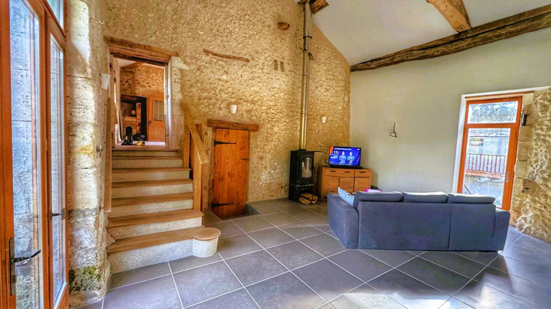 French property for sale in Saint-Martial-Viveyrol, Dordogne - €328,600 - photo 4