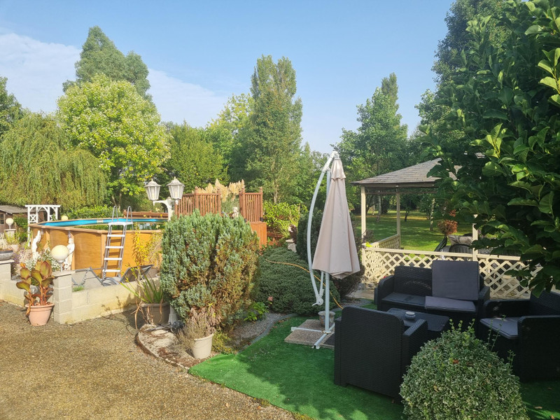 French property for sale in Saint-Aubin-des-Châteaux, Loire-Atlantique - &#8364;479,999 - photo 2