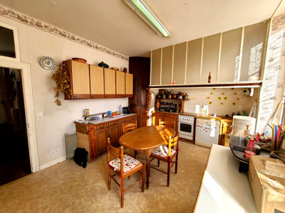 French property for sale in Mansle, Charente - €205,000 - photo 2