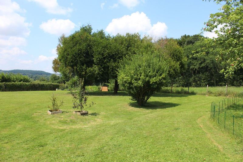 French property for sale in Saint-Mard-de-Réno, Orne - €226,500 - photo 1