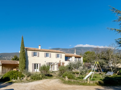 Maison à vendre à Bédoin, Vaucluse, PACA, avec Leggett Immobilier