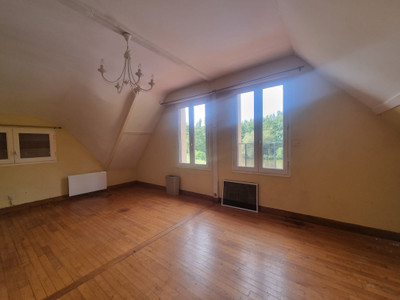 French property for sale in Ballots, Mayenne - €269,999 - photo 7
