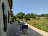 Maison à vendre à Challignac, Charente - 625.000 € - photo 2