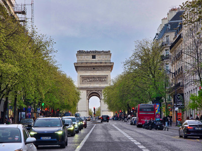 French property for sale in Paris, Paris - €398,000 - photo 4