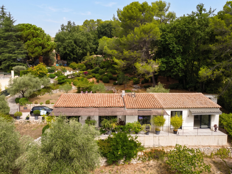 French property for sale in Valbonne, Alpes-Maritimes - €945,000 - photo 1
