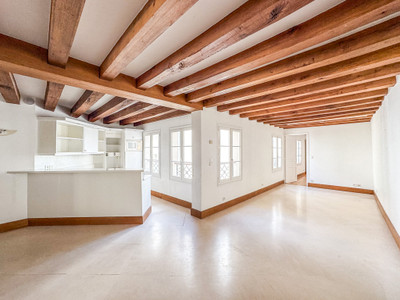 Appartement à vendre à Paris 4e Arrondissement, Paris, Île-de-France, avec Leggett Immobilier