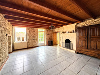 Propriété à vendre à Pérignac, Charente - 214 000 € - photo n°4