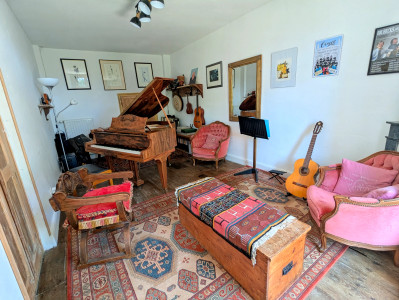 French property for sale in Voulême, Vienne - €178,200 - photo 4