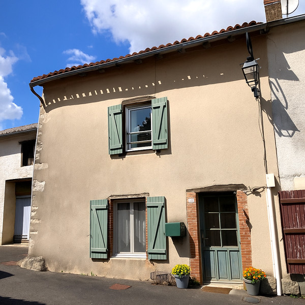 Maison à vendre à Le Vigeant, Vienne - 93.500 € - photo 1