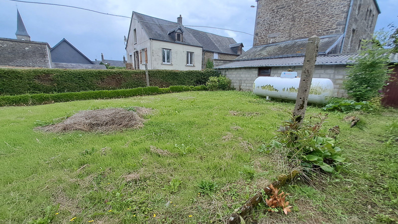 French property for sale in Chanu, Orne - €47,000 - photo 4