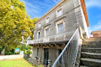 French property for sale in Confolens, Charente - €249,000 - photo 8