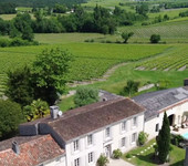 Propriété à vendre à Bellevigne, Charente - 712 320 € - photo n°1