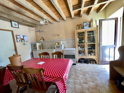 French property for sale in Saint-Aubin-du-Désert, Mayenne - €147,150 - photo 2