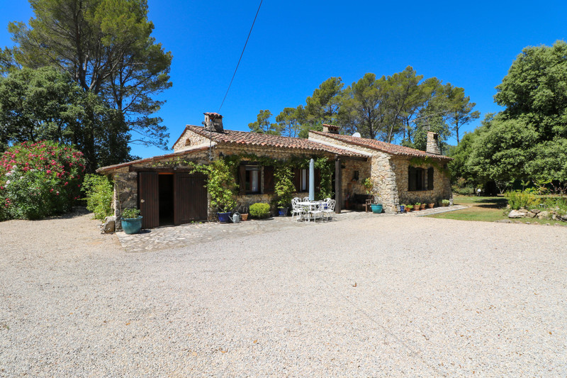 Maison à vendre en PACA Var Seillans Une charmante maison en pierre