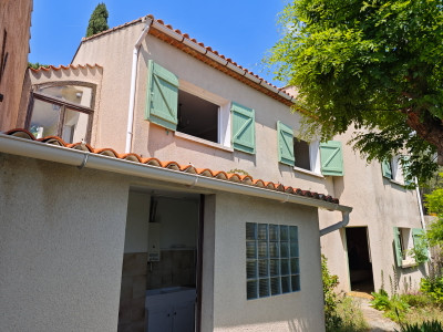 French property for sale in Ollioules, Var - €645,000 - photo 3