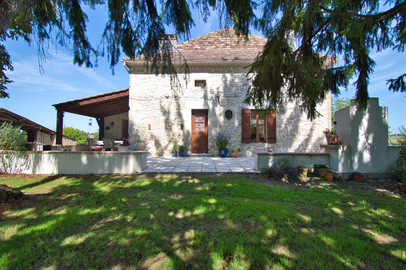 French property for sale in Monbahus, Lot-et-Garonne - €445,000 - photo 1