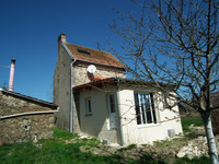Maison à vendre à Auzances, Creuse - 59 900 € - photo 3