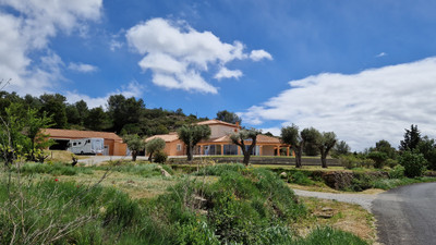 Commerce à vendre à Agel, Hérault, Languedoc-Roussillon, avec Leggett Immobilier