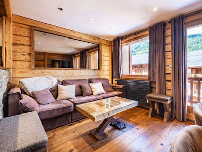 Ski property for sale in Meribel - €1,270,000 - photo 0