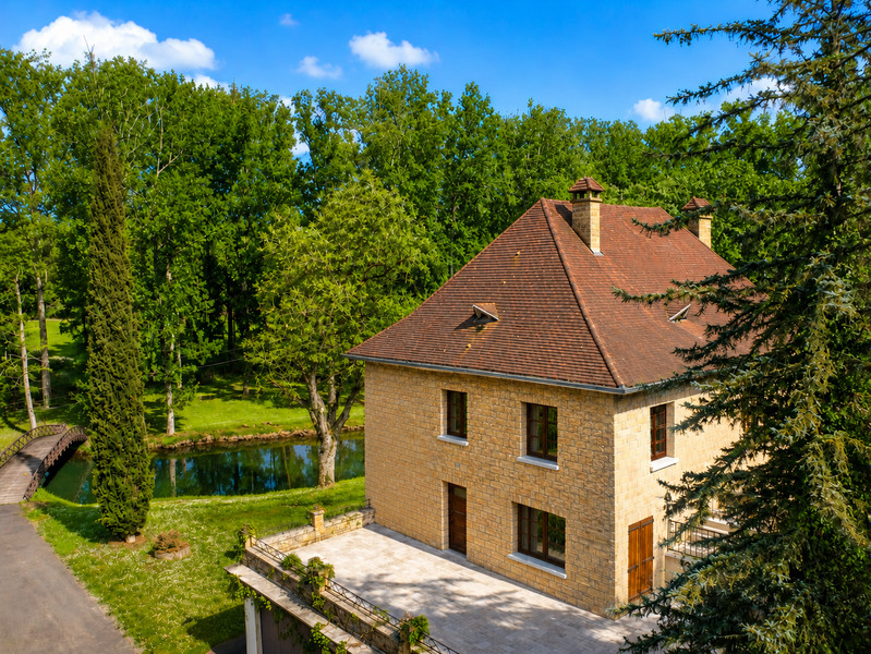 French property for sale in Sarlat-la-Canéda, Dordogne - €590,000 - photo 0