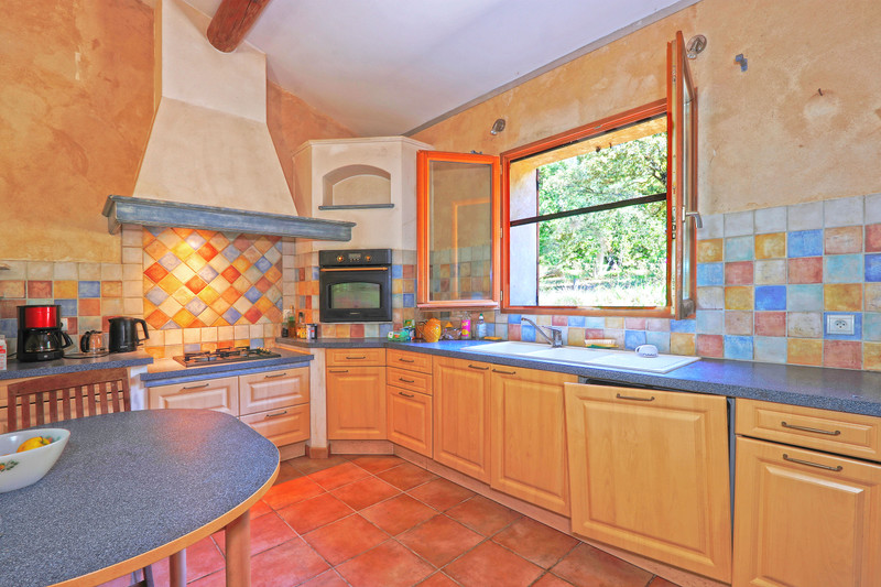 French property for sale in Rustrel, Vaucluse - €450,000 - photo 5