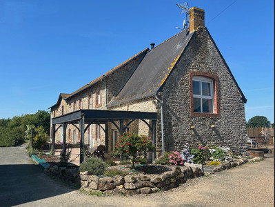 house for sale in Mayenne