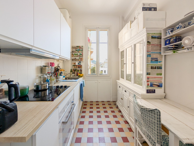 French property for sale in Nice, Alpes-Maritimes - €480,000 - photo 4