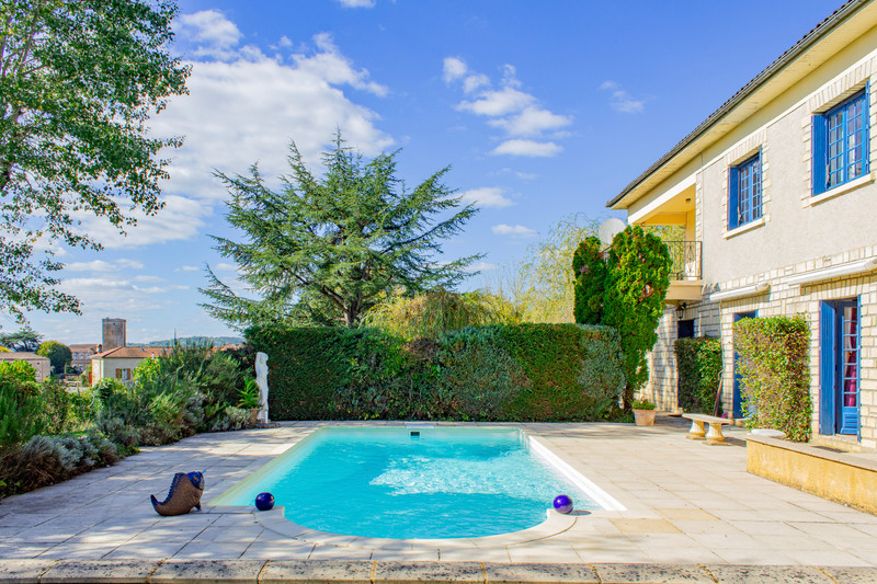 Propriété à vendre à Puy-l'Évêque, Lot - 356 000 €