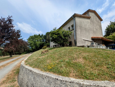 French property for sale in Mazamet, Tarn - €318,500 - photo 9