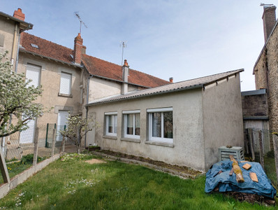 Maison à vendre à Saint-Sornin-Leulac, Haute-Vienne, Limousin, avec Leggett Immobilier