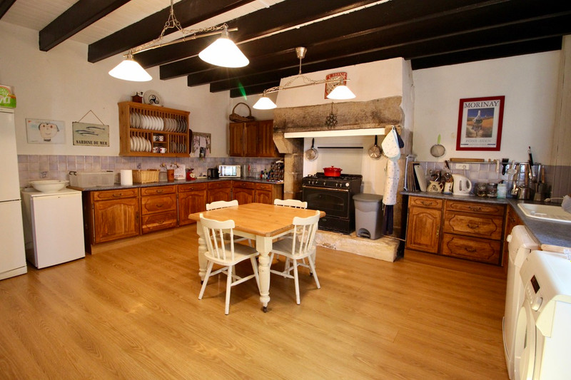 French property for sale in Kergrist-Moëlou, Côtes-d'Armor - &#8364;136,250 - photo 4