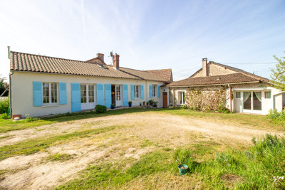 French property for sale in Antogny-le-Tillac, Indre-et-Loire - €267,500 - photo 14