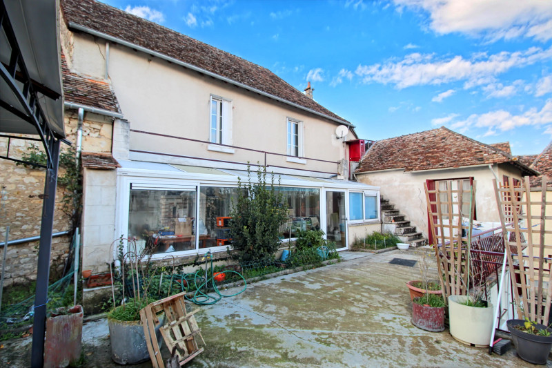 French property for sale in Vicq-sur-Gartempe, Vienne - €80,000 - photo 1
