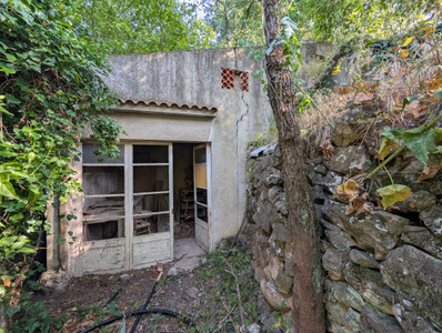 French property for sale in La Penne-sur-Huveaune, Bouches-du-Rhône - €255,000 - photo 5