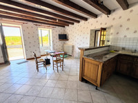 Maison à vendre à Val des Vignes, Charente - 249.000 € - photo 2