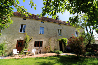 Maison à vendre à Argentan, Orne, Basse-Normandie, avec Leggett Immobilier