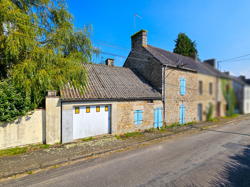 Maison à vendre à Séglien, Morbihan - 21.000 € - photo 1