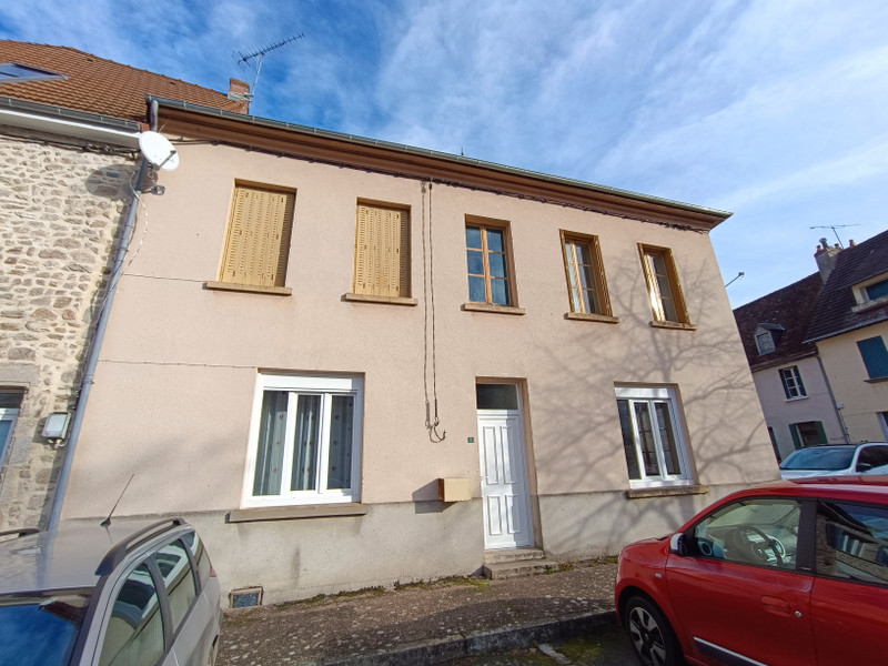 French property for sale in Auzances, Creuse - €49,900 - photo 0