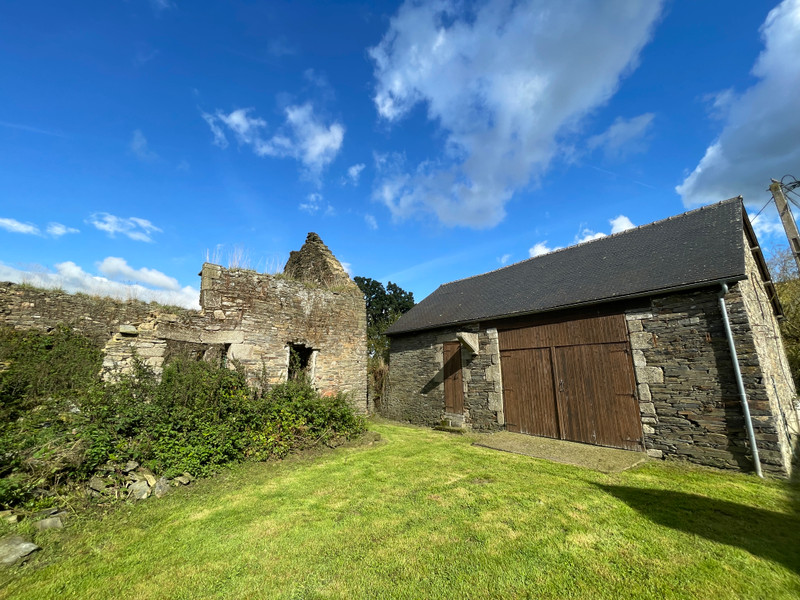 French property for sale in Uzel, Côtes-d'Armor - €66,600 - photo 10