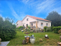 Propriété à vendre à Quinssaines, Allier - 249 500 € - photo n°1