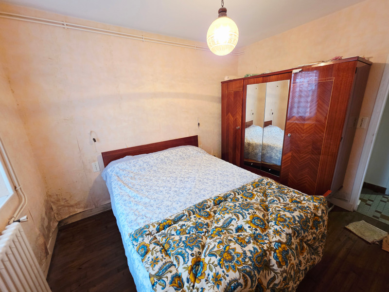 French property for sale in Saint-Astier, Dordogne - €130,800 - photo 9