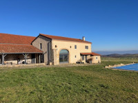 Maison à vendre à Apchat, Puy-de-Dôme - 461.100 € - photo 1