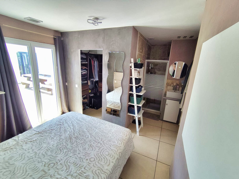 French property for sale in Villeveyrac, Hérault - €760,000 - photo 7