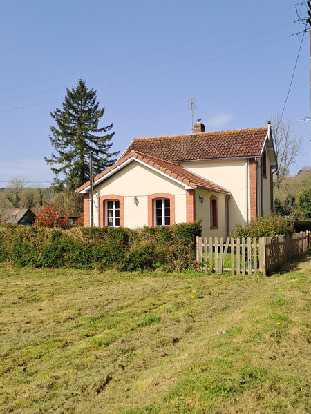 French property for sale in Scrignac, Finistère - €141,700 - photo 1