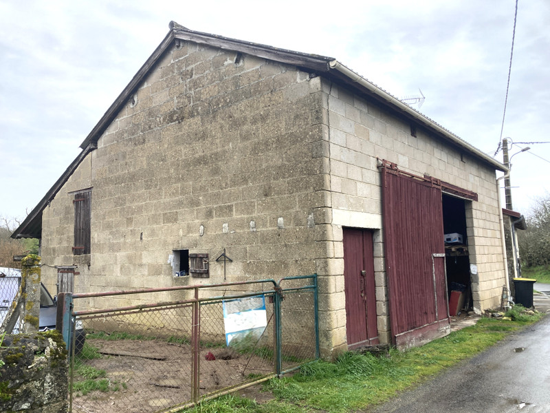 French property for sale in Moussac, Vienne - €86,000 - photo 9