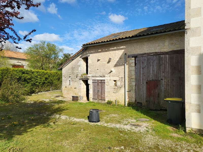 French property for sale in Blanzay, Vienne - €176,550 - photo 9