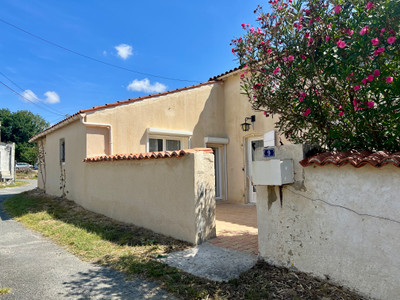 Maison à vendre à Saint-Savinien, Charente-Maritime, Poitou-Charentes, avec Leggett Immobilier