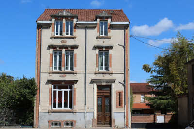 French property for sale in Graulhet, Tarn - €350,000 - photo 9