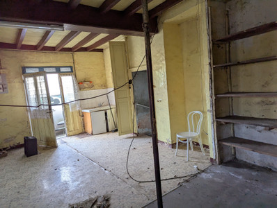French property for sale in Genneton, Deux-Sèvres - €22,000 - photo 12